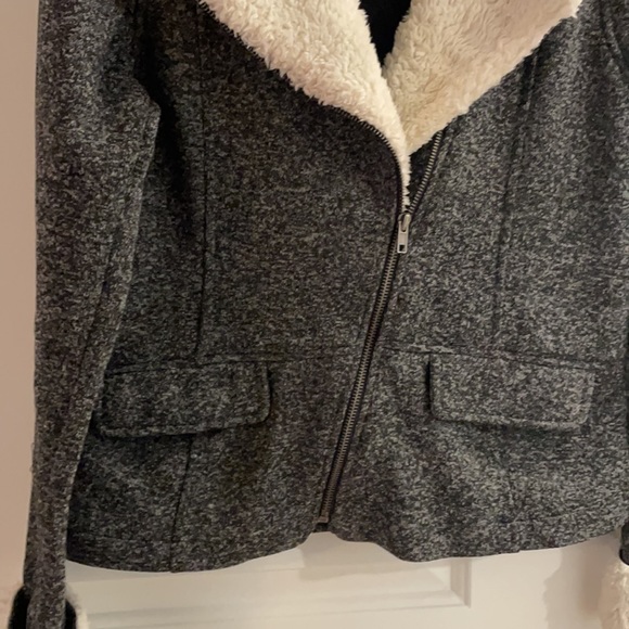 Jacket ❤️ - Picture 3 of 6